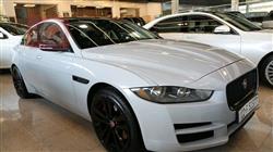 جاكوار XE